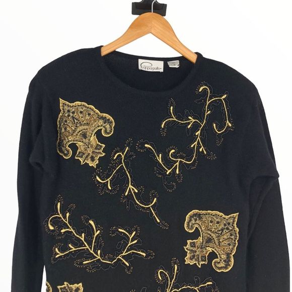 90’s Vintage Beaded Embroidered Lambswool Angora Long Sleeve Sweater size Small - Picture 2 of 12